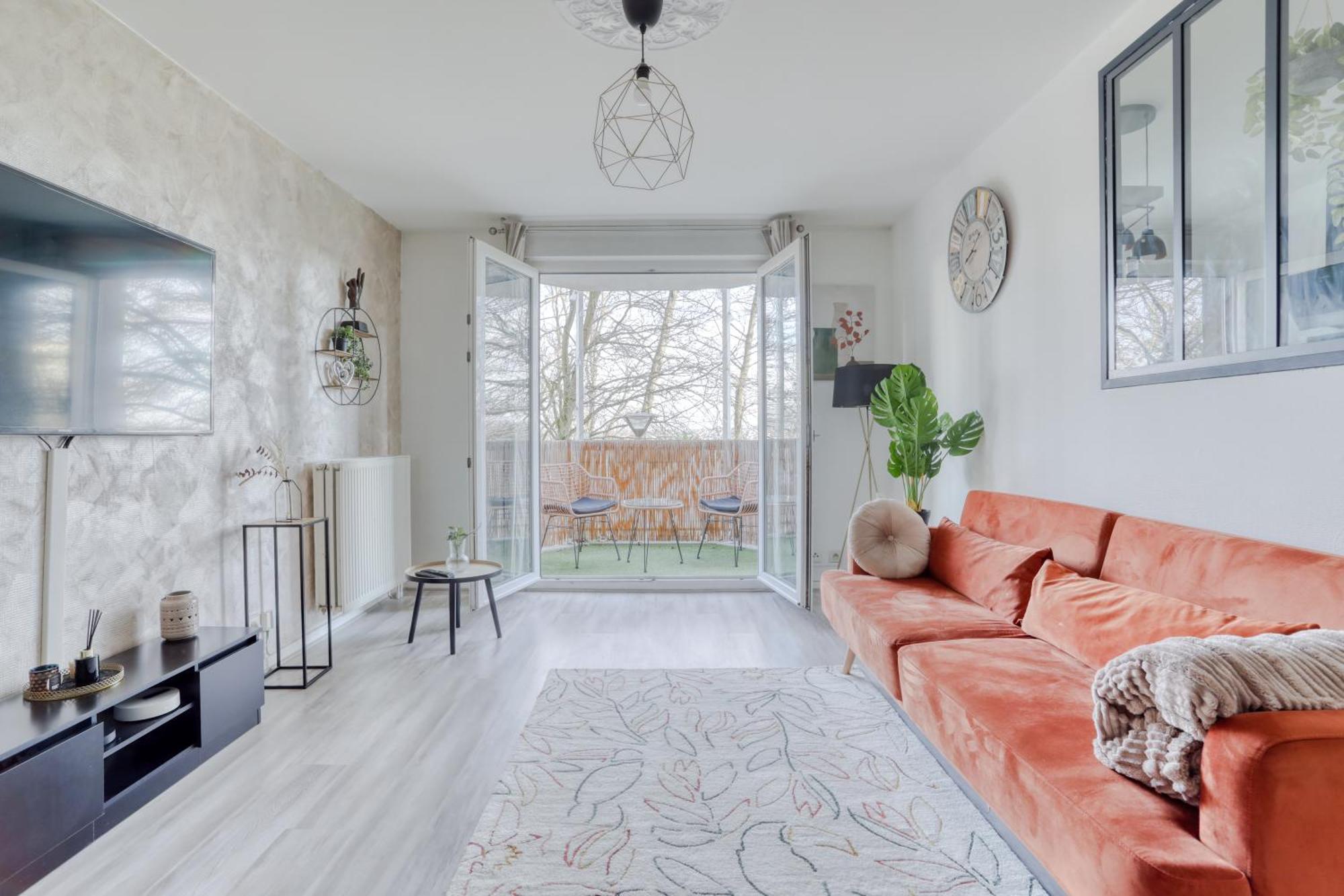 Le Warm Cocon - Spacieux T3 - 5 Personnes - Wifi Et Parking Rosny-sous-Bois Eksteriør billede