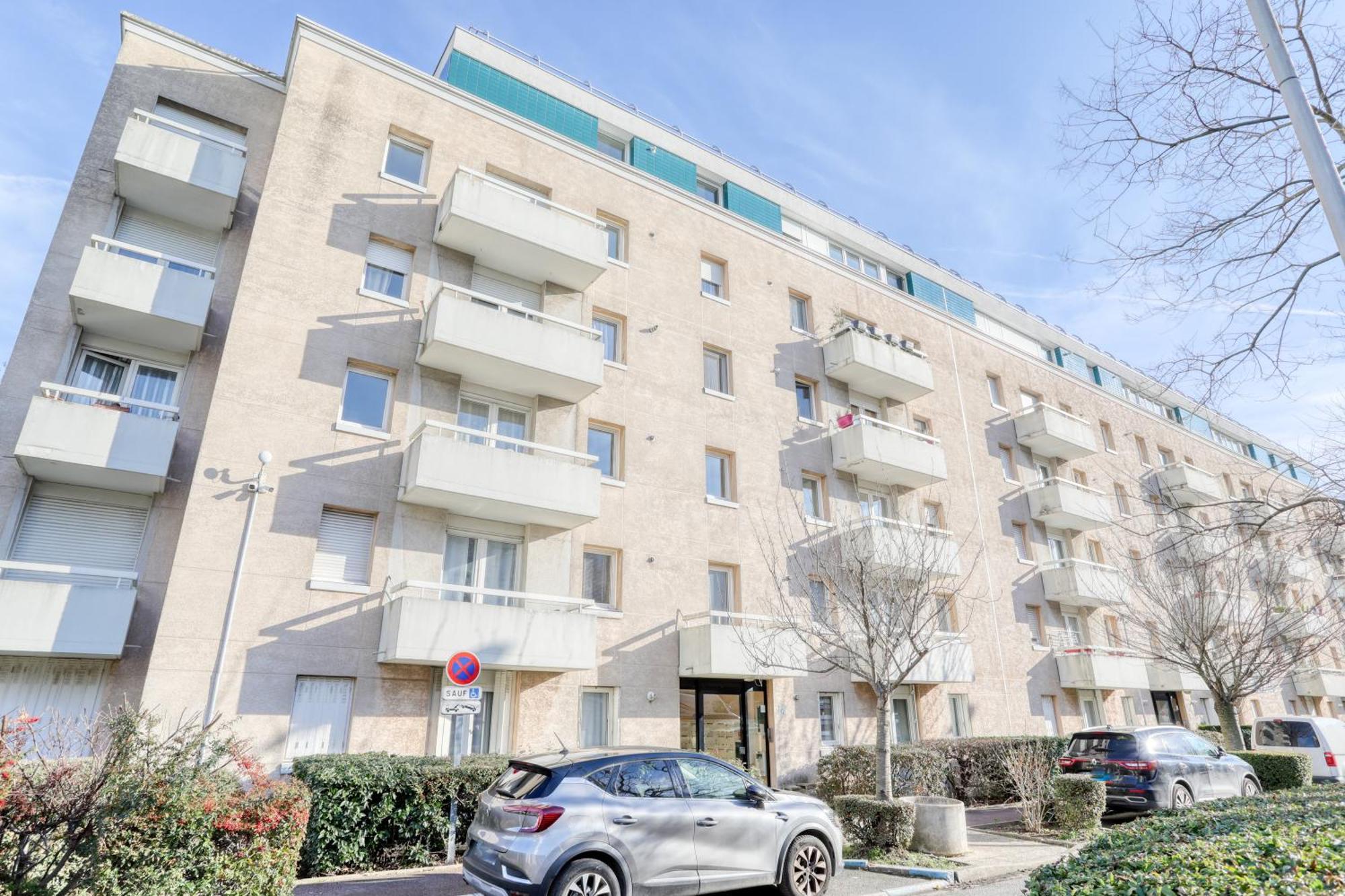 Le Warm Cocon - Spacieux T3 - 5 Personnes - Wifi Et Parking Rosny-sous-Bois Eksteriør billede